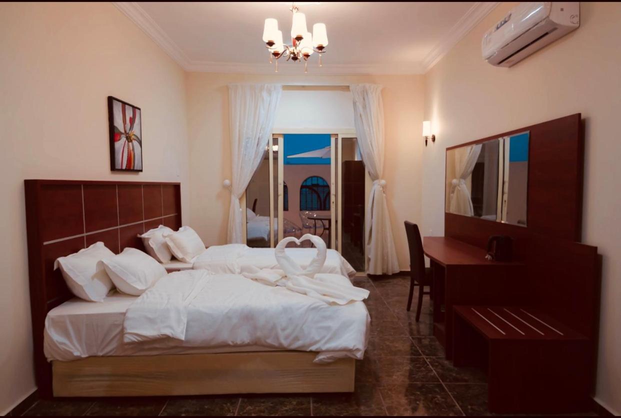 Arees Beach Hotel Rayyis Eksteriør billede